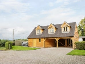 Family Friendly Rural Barn Conversion with Private Hot Tub