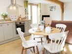 Acorn Cottage #8