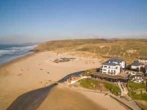 Ground Floor Apartment on Perranporth Beach