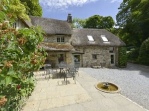 Historic Thatched Mill House in Countryside 