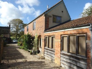 1 bedroom property near Silver Street, East Lambrook, Somerset
