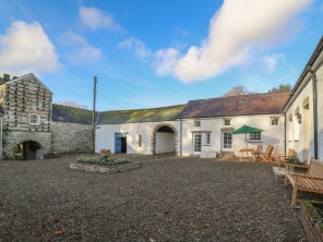5 bedroom property near Kidwelly, South Wales, Wales