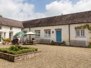 5 bedroom property near Kidwelly, South Wales
