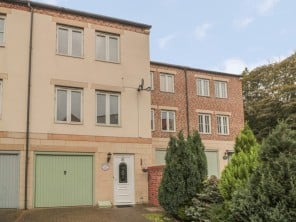 4 bedroom property near Whitby, Yorkshire