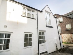 2 bedroom property near St. Austell, Cornwall
