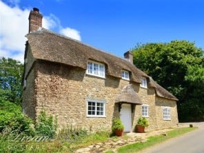 5 bedroom property near BURTON BRADSTOCK, Dorset