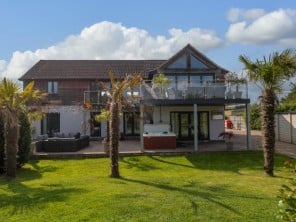 4 bedroom property near Gloucester, Gloucestershire