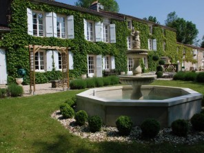 9 Bedroom Luxury Watermill with 2 Pools near Annepont, Nouvelle Aquitaine, France