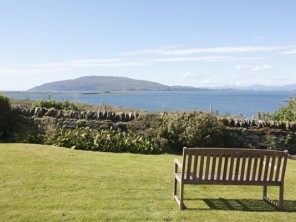 4 Bedroom Seafront House in Scotland, Argyll, Ardfern