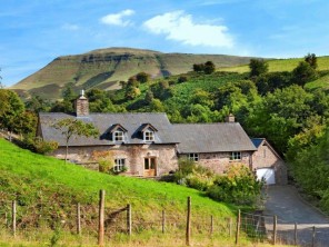 3 Bedroom Super Stylish Rural Cottage near Hay-on-Wye, Brecon Beacons, Wales