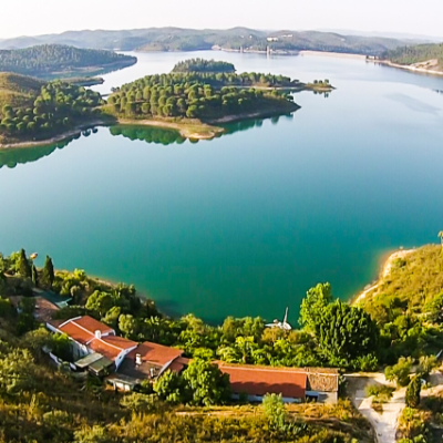 Lakeside boutique hotel in Portugal