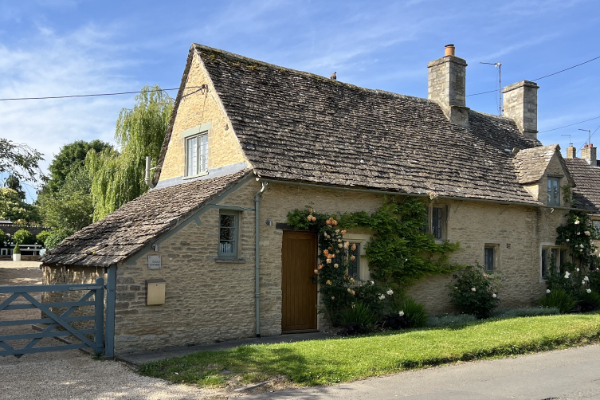 Chic and stylish Cotswolds cottage
