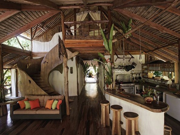 Jungle treehouse in Costa Rica