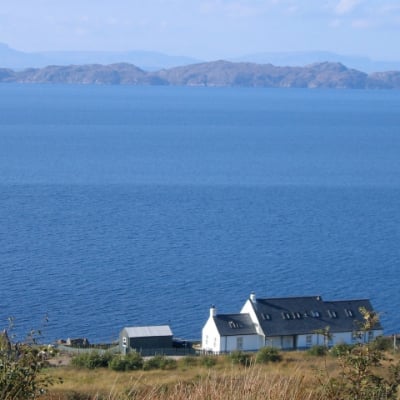 Waterfront cottage on the Applecross Peninsula