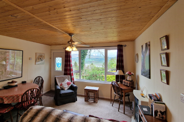Dog friendly cabin in north Wales